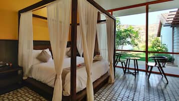 Double Room, Patio, Mountain View | Free WiFi