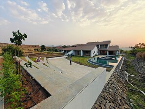 Front of property - Touchwood Bliss Resort - Igatpuri (Igatpuri)
