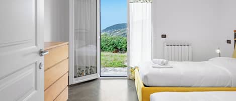 Family Villa, Multiple Bedrooms, 2 Bathrooms (Moneglia Villa in A Quiet Place) | 5 bedrooms, free WiFi, bed sheets