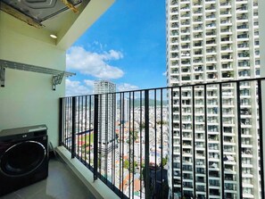 Appartement, 2 chambres, balcon, vue plage | Balcon