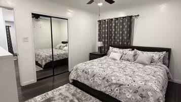 2 habitaciones, tabla de planchar con plancha y wifi gratis