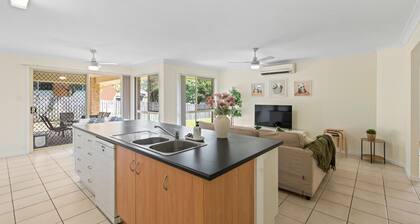 Riverview Modern Haven | Entire 4BR Home