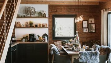 Chalet | Dining