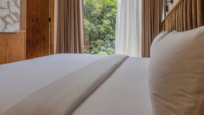 Deluxe-Villa, 1 Schlafzimmer | Schreibtisch, laptopgeeigneter Arbeitsplatz, kostenloses WLAN