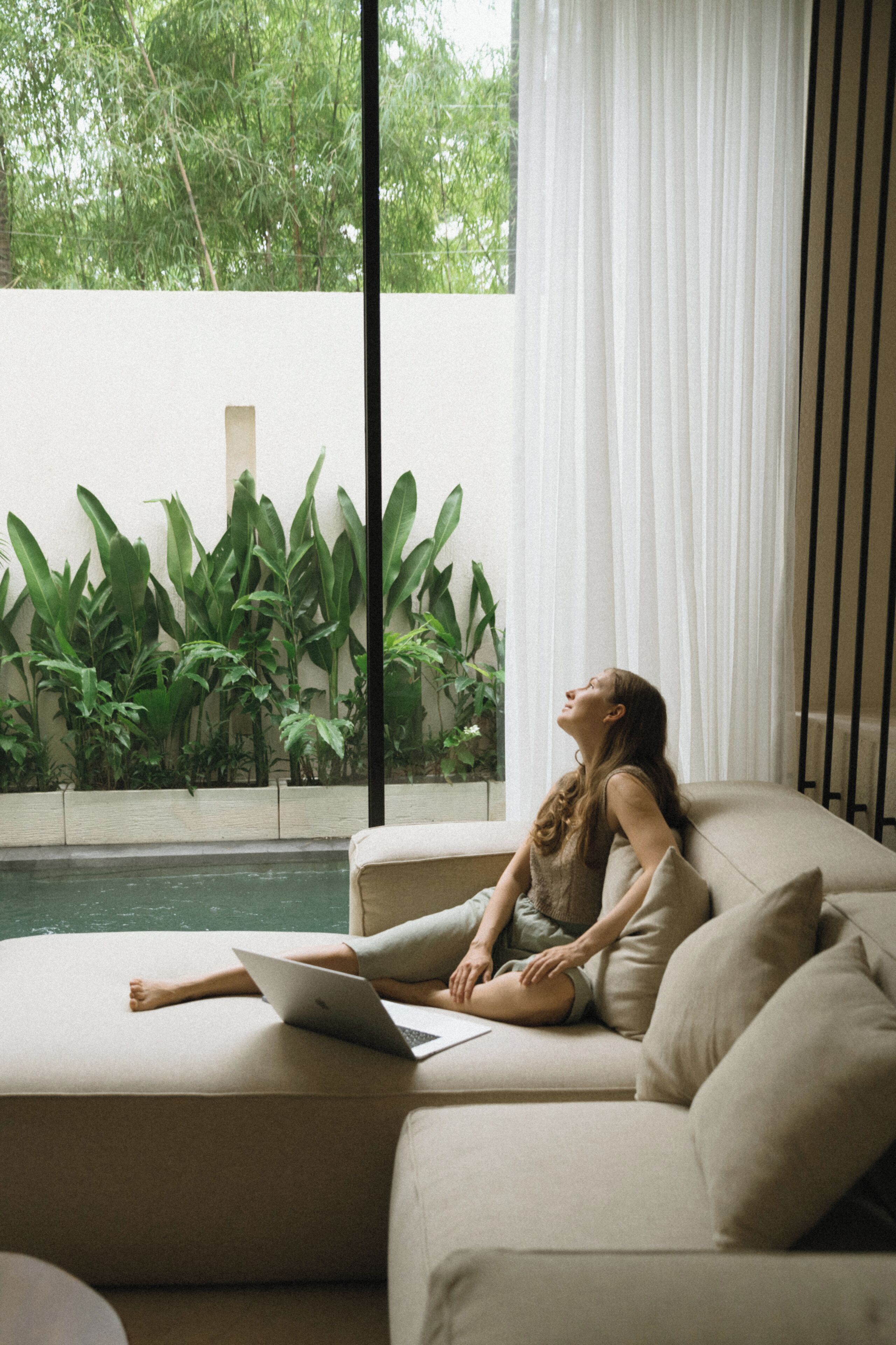 Villa Luxury, 2 camere da letto | Area soggiorno | Smart TV 20 pollici con canali digitali