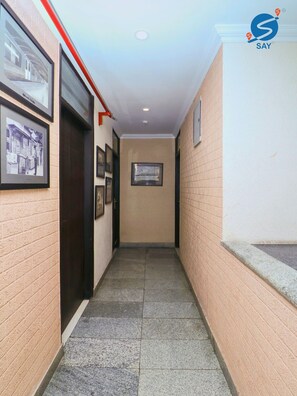 Escaleras con baranda