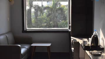 Laptop workspace, free WiFi