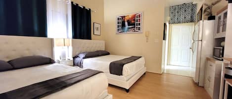 Strykejern/-brett, wi-fi og sengetøy