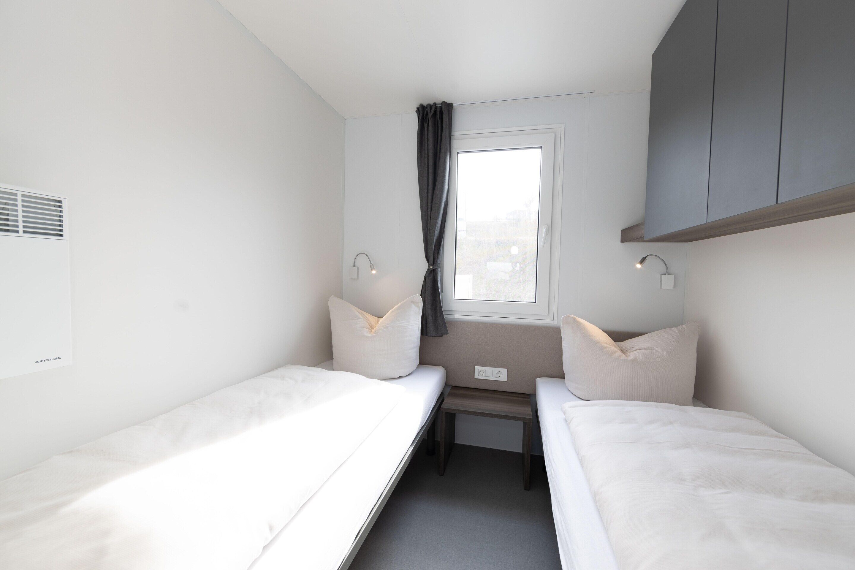 Mobile Home | 2 bedrooms, individually furnished