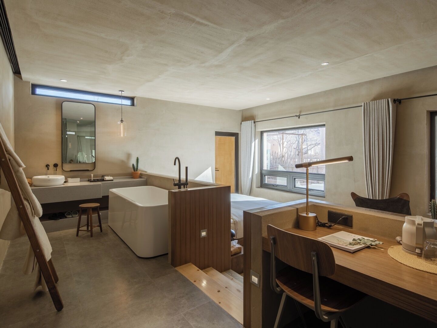 Free minibar, desk, blackout curtains, free WiFi