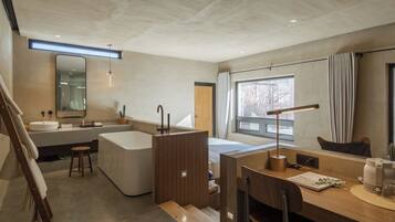 Free minibar, desk, blackout curtains, free WiFi