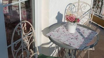 Studio (Studio Apartment With Balcony and Vie) | Balcony