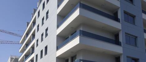 Studio (Studio Apartment With Balcony) | Exterior