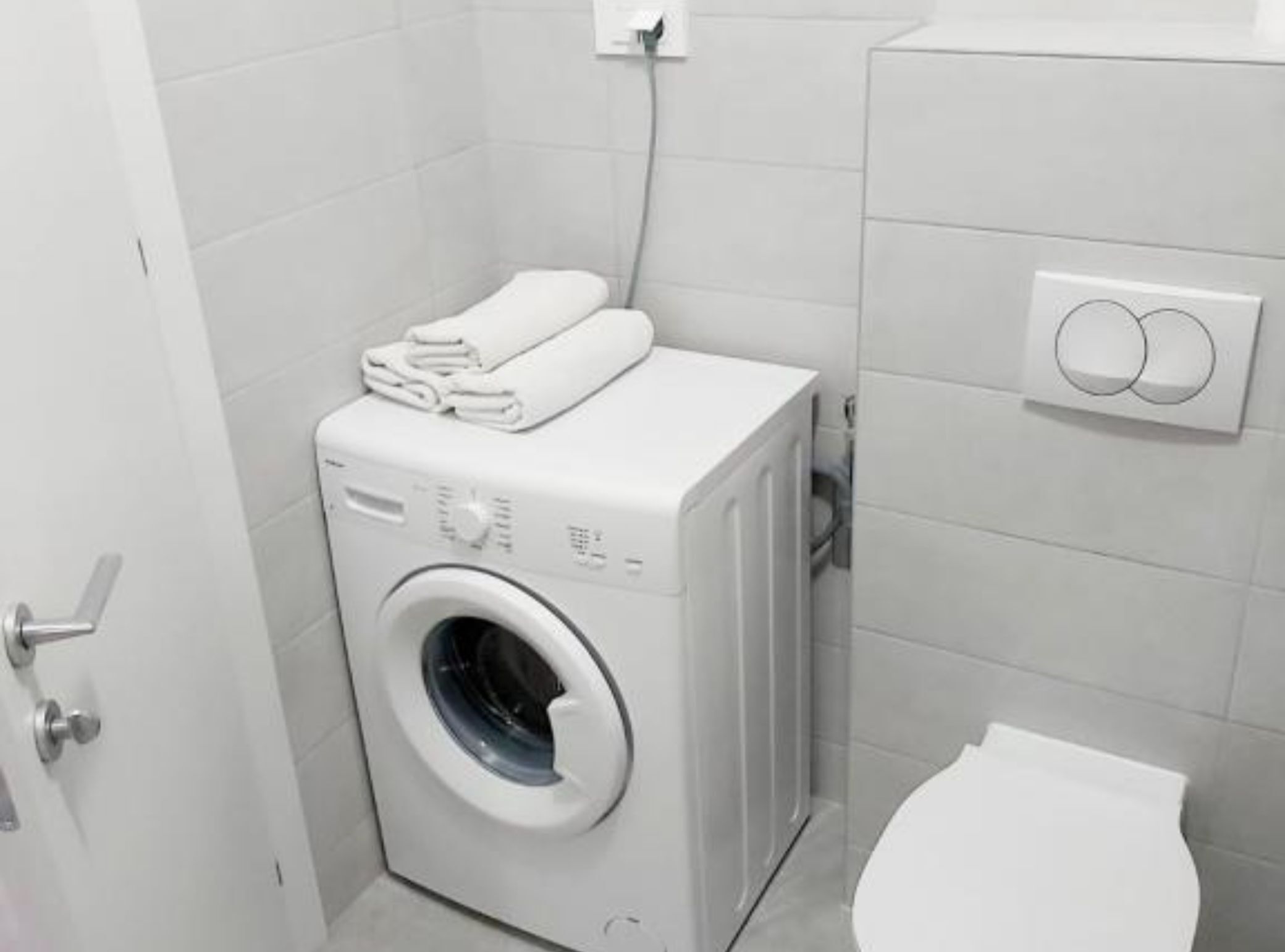 Estudi (Studio Apartment With Balcony) | Bany | Dutxa i tovalloles 