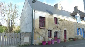 Exterior - Traditional Breton house close to the sea (Saint-Pierre-Quiberon)