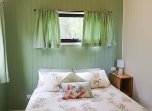Room - The Glan Devon Tiny Retreat (South Burnett)