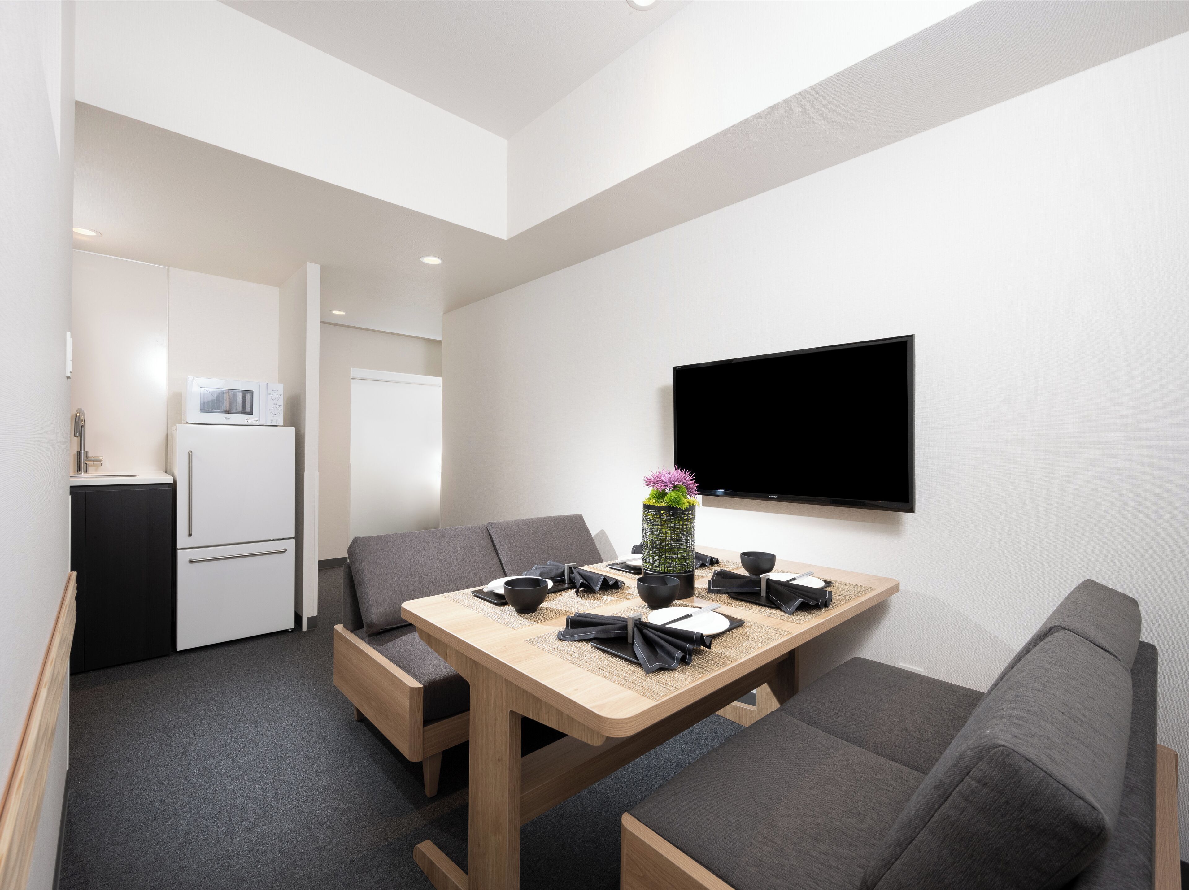 One-Bedroom Family Apartment | Down comforters, in-room safe, free WiFi, bed sheets