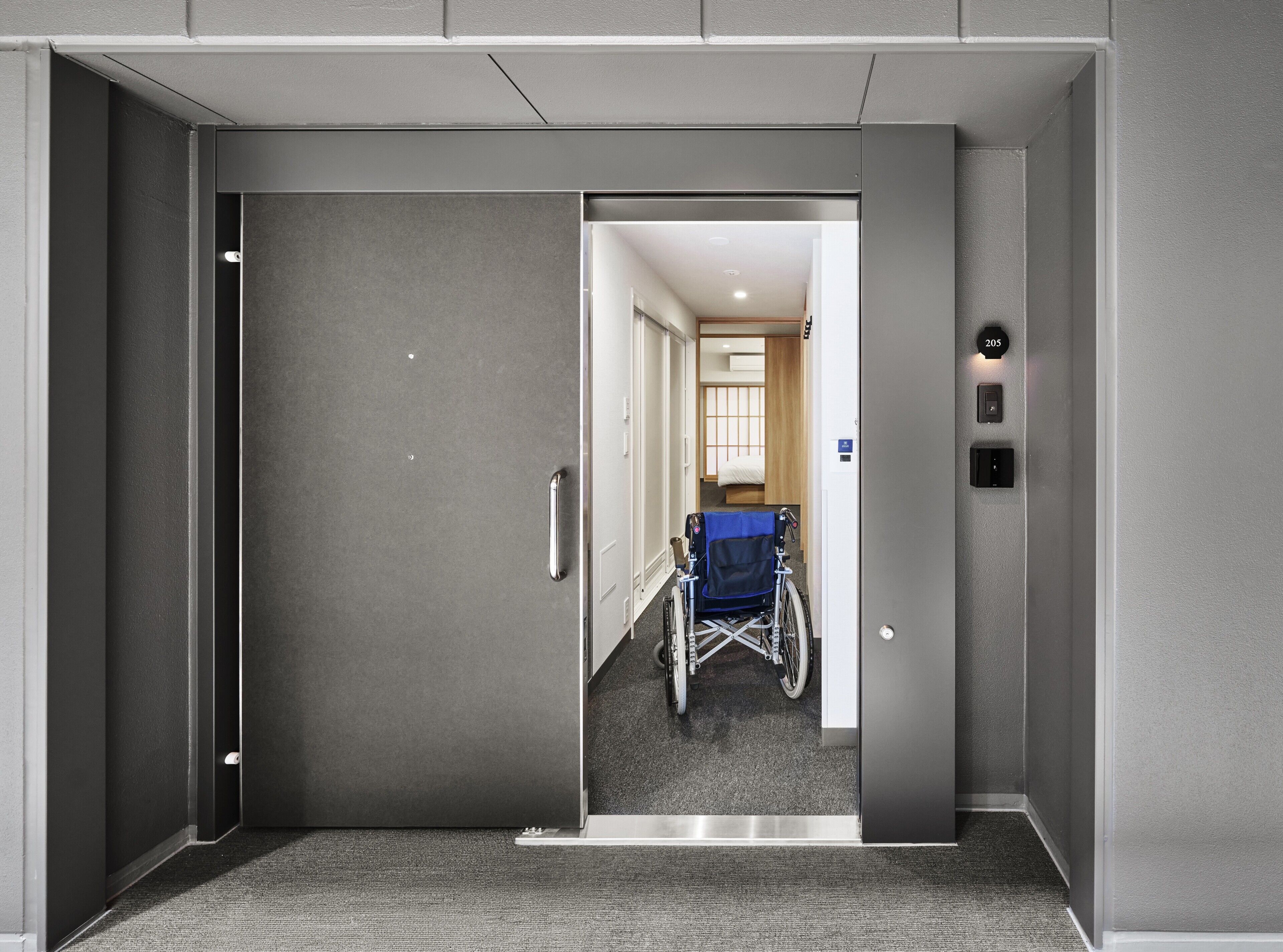 Accessible One-Bedroom Family Apartment, Non Smoking