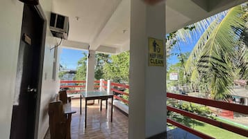 Superior Quadruple Room | Balcony