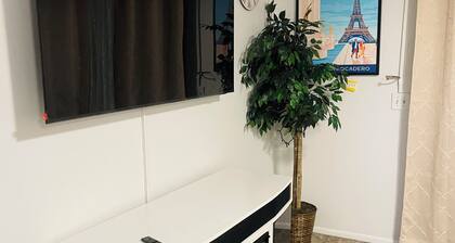 Spacious2 - bedroom condo in tranquil