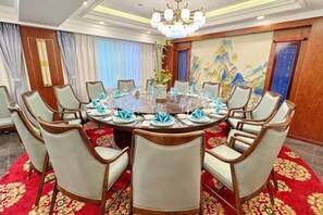 Restaurant - Lotus Hotel (Chengdu Kuanzhai Alley People's Park) (Chengdu)