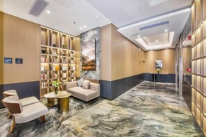 Unclassified image, 2 of 33, button - Yangjiang Jiangcheng Junyi Square Atour X Hotel (Yangjiang)