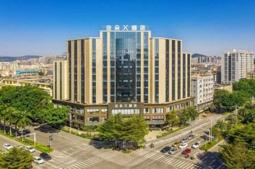 Yangjiang Jiangcheng Junyi Square Atour X Hotel