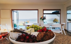 Dining - Panoramic Lake Views | Lakeview Retreat with Outdoor Dining (Rotorua)