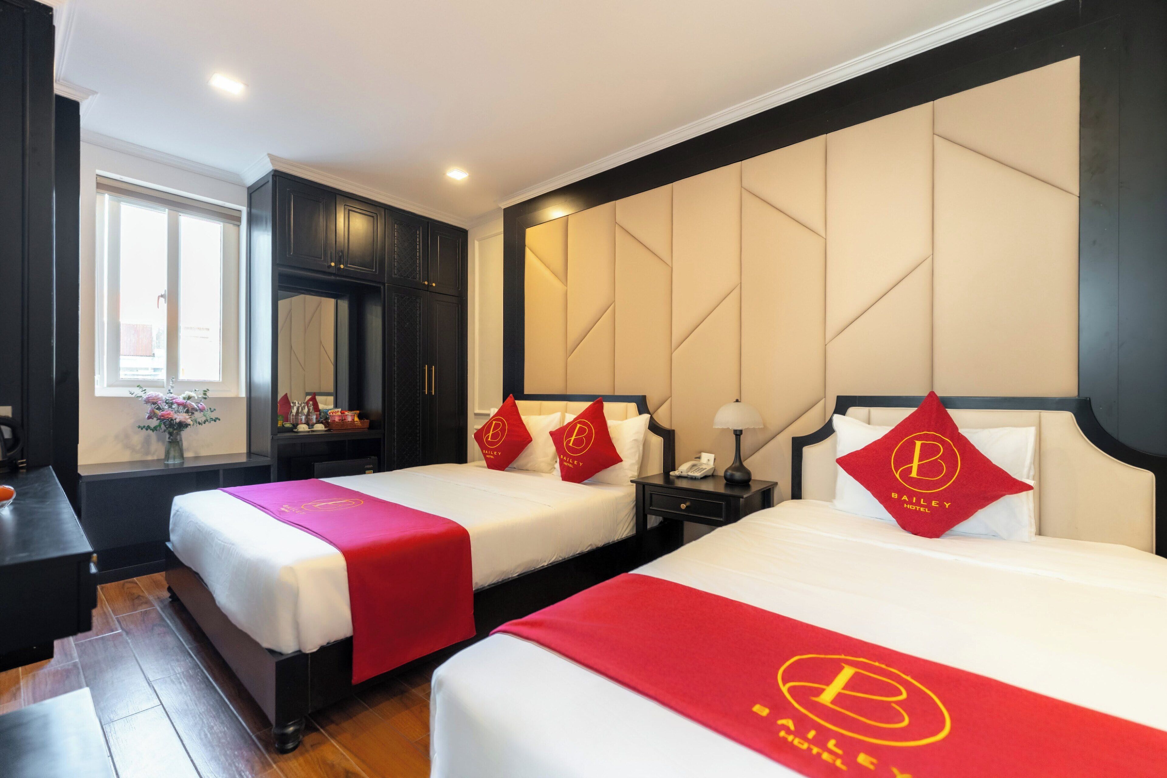 Deluxe Double or Twin Room, 1 Bedroom | Premium bedding, down comforters, memory foam beds, minibar