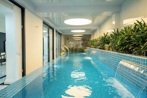Indoor pool - Bailey Hotel Hue (Hue)