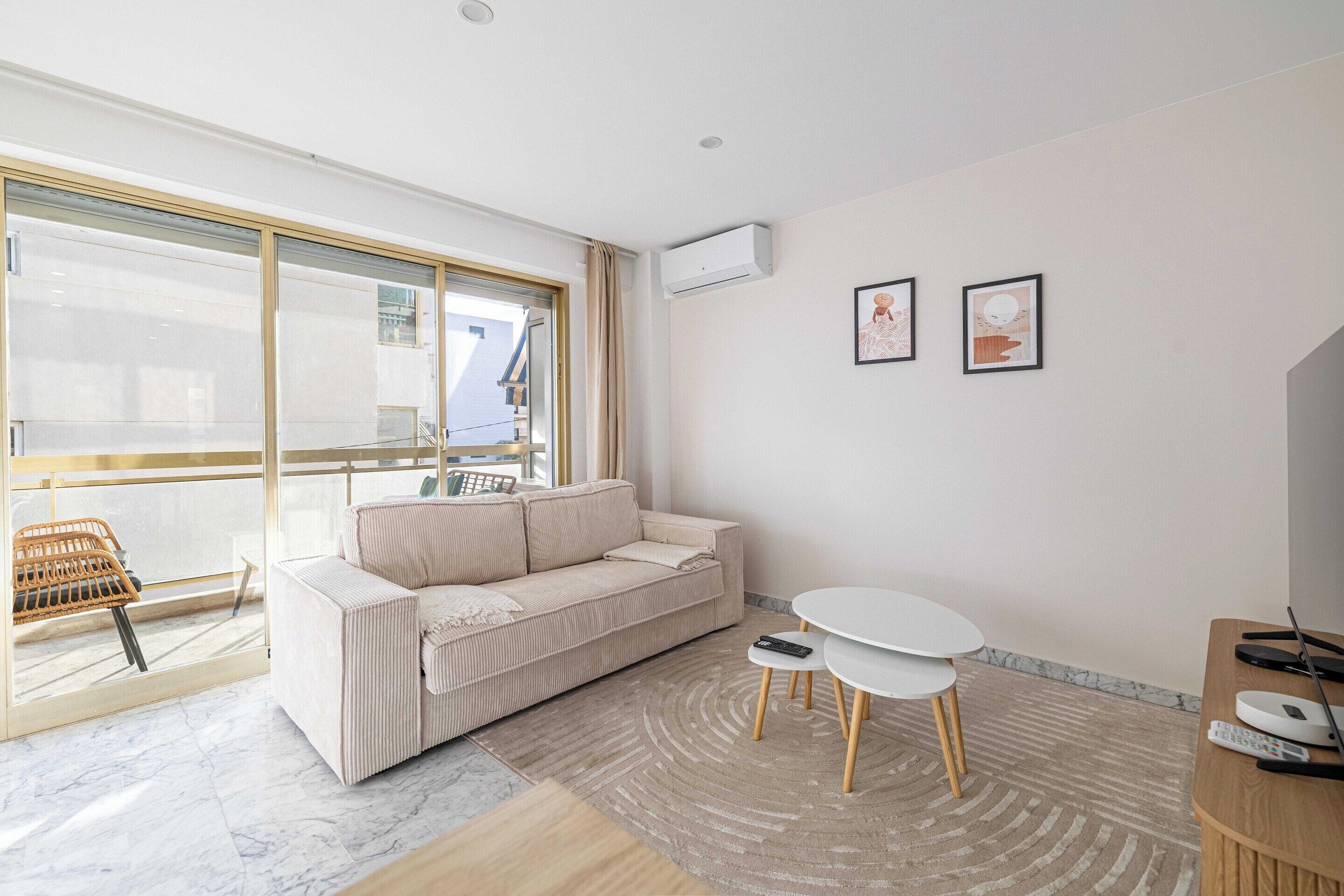 Apartment | Living area