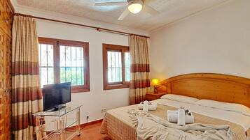 Iron/ironing board, WiFi