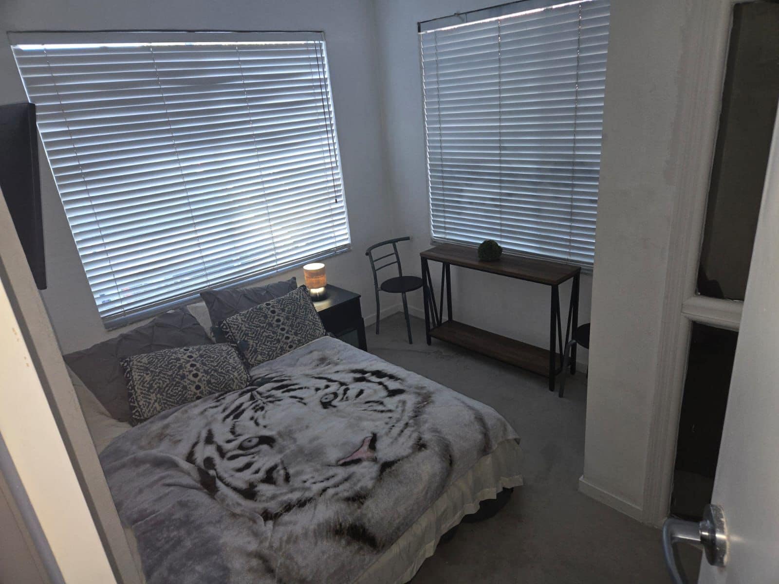 1 室のベッドルーム、アイロン / アイロン台、WiFi、ベッドシーツ