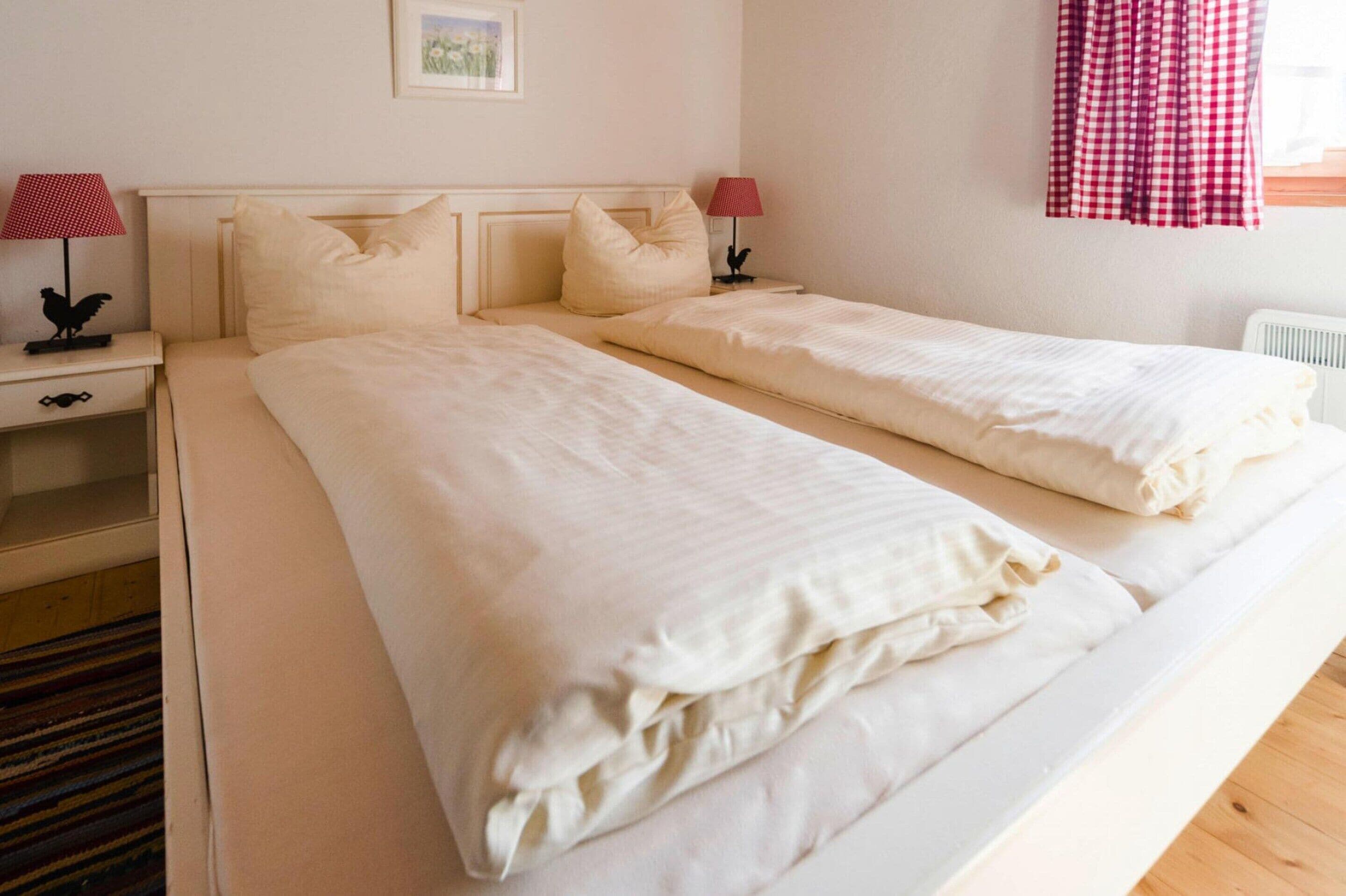 House | 2 bedrooms, individually furnished