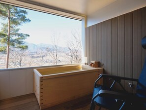 Suite, Mountain View | Bathroom | Hydromassage showerhead, hair dryer, towels, shampoo - BLANC YATSUGATAKE (Hokuto)