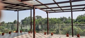 Property grounds - Hotel Roope Inn (Bengaluru)