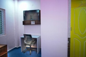 Interior - Hotel Roope Inn (Bengaluru)