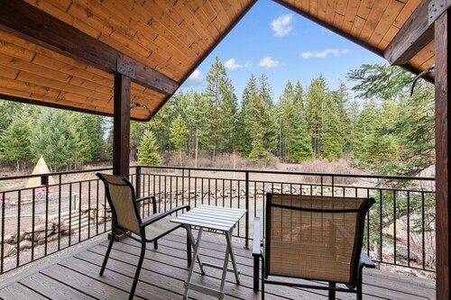 English Point Hideaway / Fire Pit near Silverwood