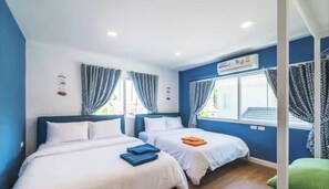 3 bedrooms, Internet, bed sheets - M Casa Palmera Poll Villa (Pattaya City)