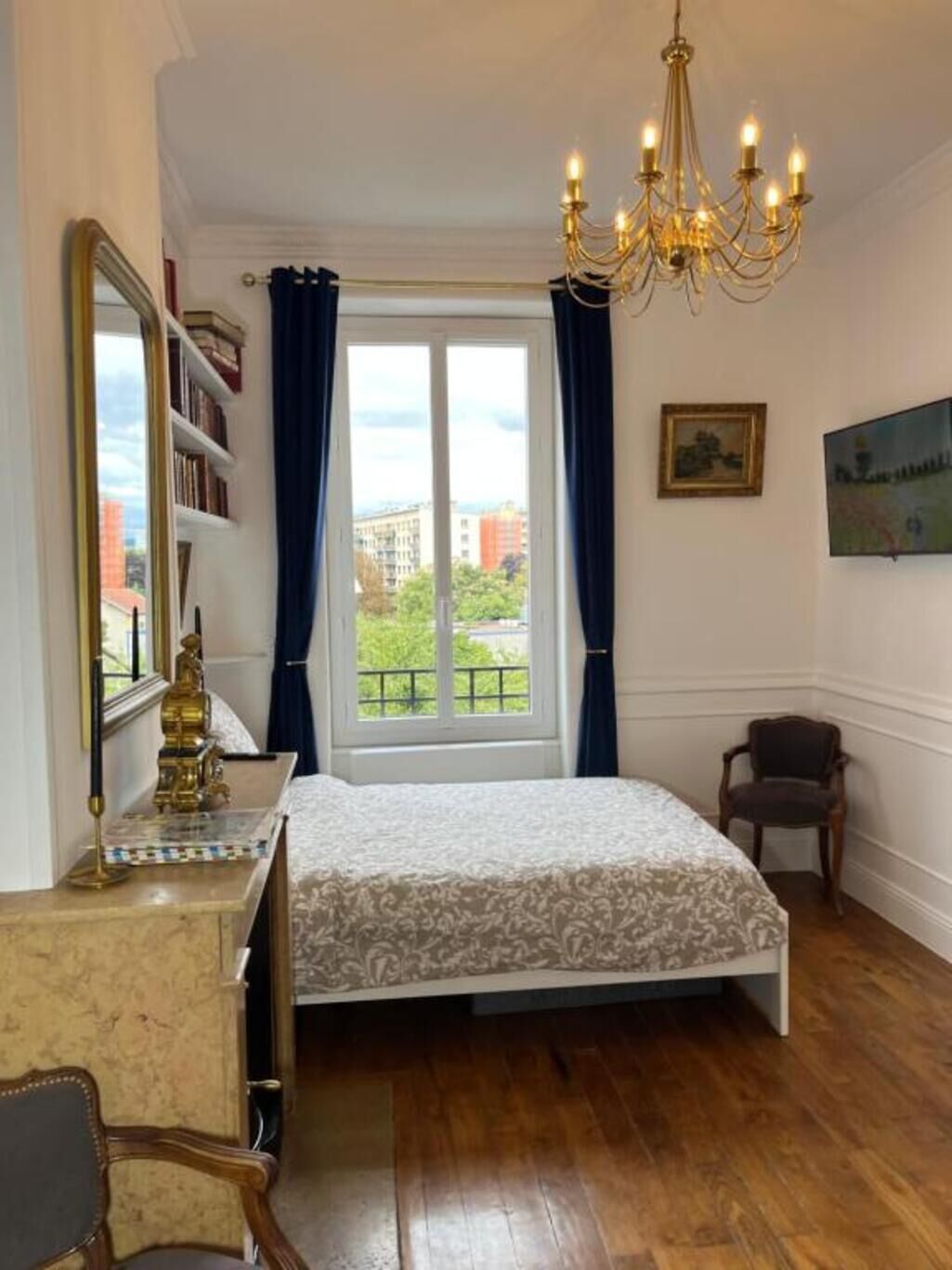 Ferros/tábuas de passar roupa, Wi-Fi, roupa de cama