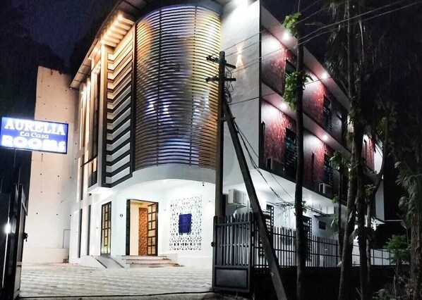 Entrée de l’hébergement