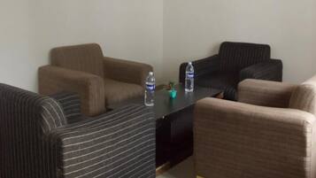 32-inch flat-screen TV with cable channels