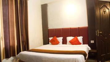 Kamar Standar | Tempat tidur lipat/tambahan, Wi-Fi gratis, dan seprai linen