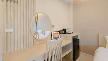 Superior Twin Room | Blackout curtains, free WiFi, bed sheets