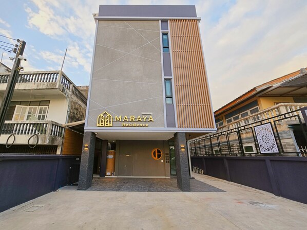 Front of property - Maraya Residence (BangBua Thong, BangBua Thong)