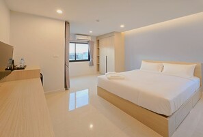 Habitación doble superior | Cortinas blackout, wifi gratis y ropa de cama 