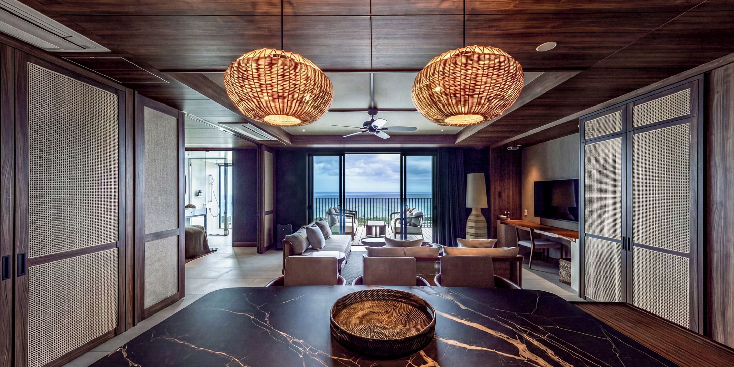 Deluxe Suite (Corner,with Lounge Access) | Gebar bulu kapas, peti besi dalam bilik, Wi-fi percuma, cadar katil 