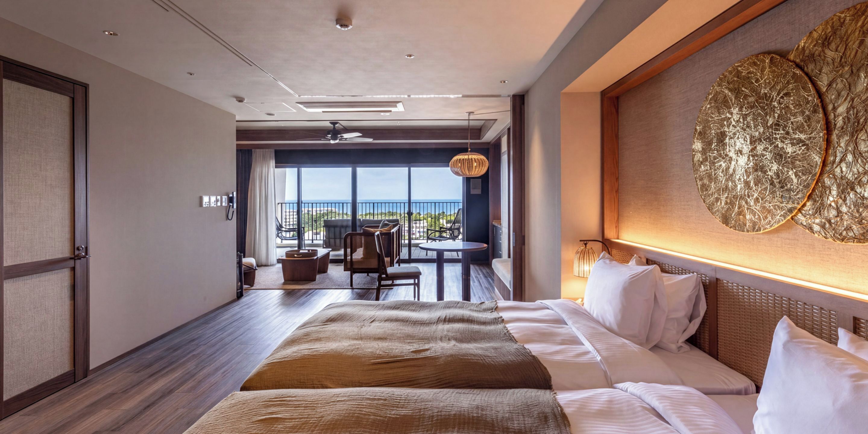 Down comforters, in-room safe, WiFi (free), bed sheets