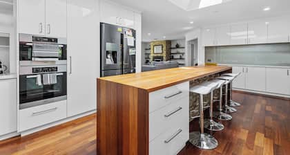 Home Hearth A Sepal Stay