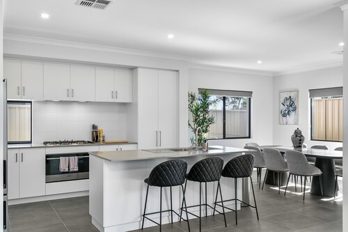 Bloom Brick A Sepal Stay